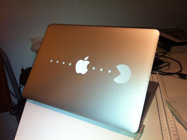 25 Δημιουργικά αυτοκόλλητα για να διακοσμήσετε το MacBook. (Φωτογραφίες) - Εικόνα2