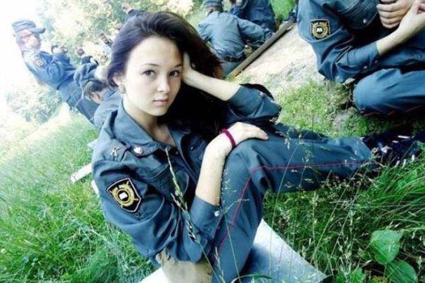 Φωτογραφίες από αστυνομικίνες στη Ρωσία που παρακαλάς να σε… συλλάβουν! - Εικόνα7