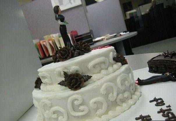 20 φωτογραφίες με τούρτες… διαζυγίου γεμάτες μίσος! - Εικόνα5