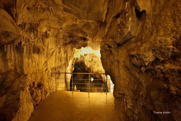 Η μαγευτική σπηλιά που είχε τη φήμη ότι «έκρυβε» έναν.. δράκο στη Καστοριά - Εικόνα 10