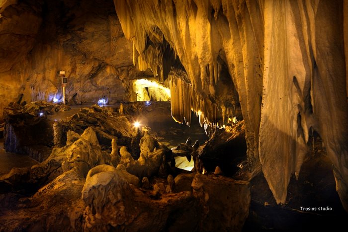 Η μαγευτική σπηλιά που είχε τη φήμη ότι «έκρυβε» έναν.. δράκο στη Καστοριά - Εικόνα 12