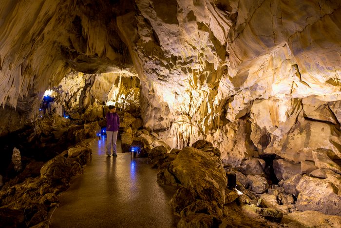 Η μαγευτική σπηλιά που είχε τη φήμη ότι «έκρυβε» έναν.. δράκο στη Καστοριά - Εικόνα 3