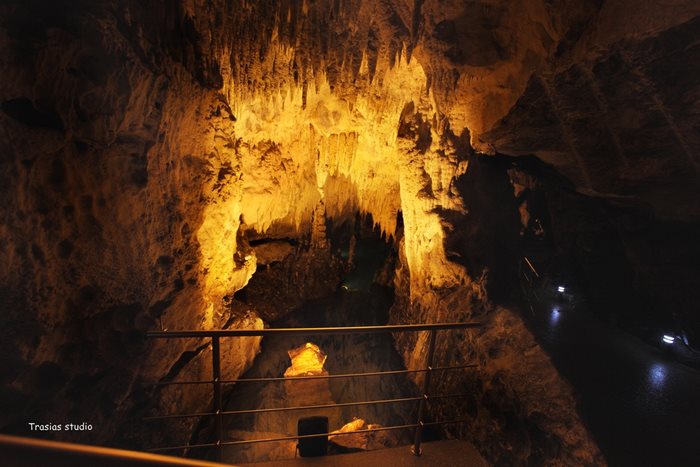 Η μαγευτική σπηλιά που είχε τη φήμη ότι «έκρυβε» έναν.. δράκο στη Καστοριά - Εικόνα 7