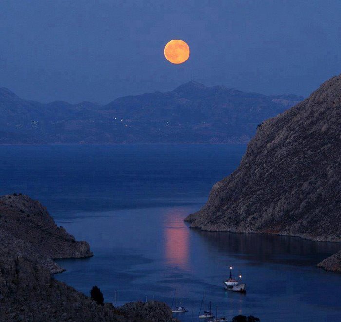 25 μαγικές φωτογραφίες Ελληνικών νησιών αποδεικνύουν ότι ζούμε στην ωραιότερη χώρα του κόσμου! - Εικόνα-11