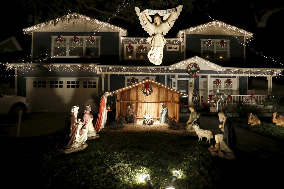 «Μάχη» για τα 20 καλύτερα στολισμένα χριστουγεννιάτικα σπίτια των ΗΠΑ (εικόνες) - Εικόνα10