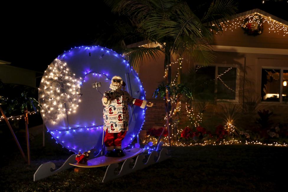 «Μάχη» για τα 20 καλύτερα στολισμένα χριστουγεννιάτικα σπίτια των ΗΠΑ (εικόνες) - Εικόνα6