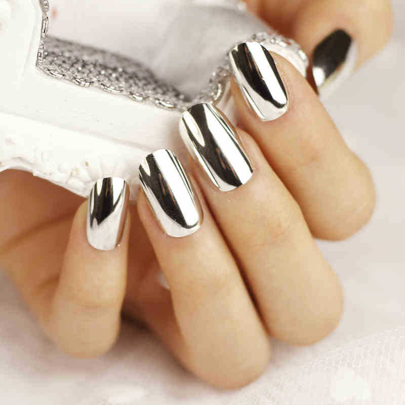 Μetallic Nails: Το απόλυτο nail trend της σεζόν! - Εικόνα-5