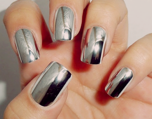 Μetallic Nails: Το απόλυτο nail trend της σεζόν! - Εικόνα-6