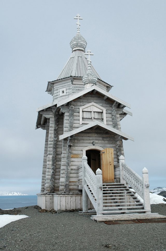 Η πιο μοναχική Ορθόδοξη εκκλησία στον κόσμο βρίσκεται στην Ανταρκτική. Και είναι υπέροχη! - Εικόνα 2