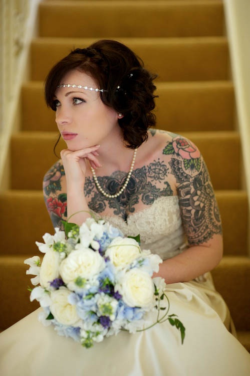 20 Όμορφες νύφες που ήξεραν πώς να αναδείξουν τα τατουάζ τους την ημέρα του γάμου. Μέρος 2ο - Εικόνα13