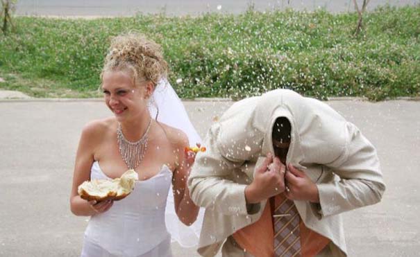 40 παράξενα και αστεία στιγμιότυπα γάμων στην Ρωσία (φωτογραφίες) - Εικόνα18