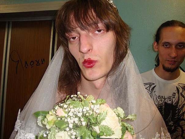 40 παράξενα και αστεία στιγμιότυπα γάμων στην Ρωσία (φωτογραφίες) - Εικόνα26