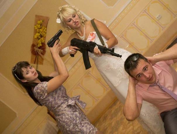 40 παράξενα και αστεία στιγμιότυπα γάμων στην Ρωσία (φωτογραφίες) - Εικόνα3