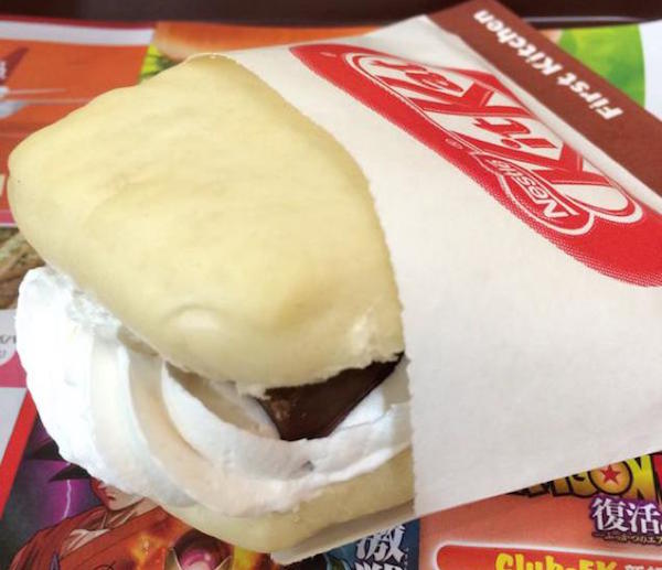 Στην Ιαπωνία μπορείς να αγοράσεις ένα γευστικότατο σάντουιτς με Kit Kat μέσα! - Εικόνα4