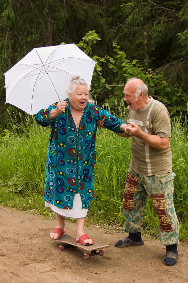20 ζευγάρια ηλικιωμένων αποδεικνύουν ότι ποτέ δεν είναι αργά για διασκέδαση - Εικόνα8