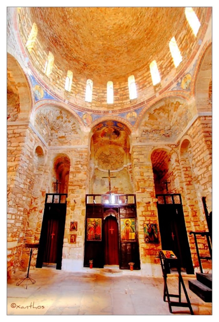 Η Αγία Σοφία της Μονεμβασιάς: Η εκκλησία που χτίστηκε στο χείλος του γκρεμού και μοιάζει με την Αγία Σοφία της Κωνσταντινούπολης - Εικόνα 10