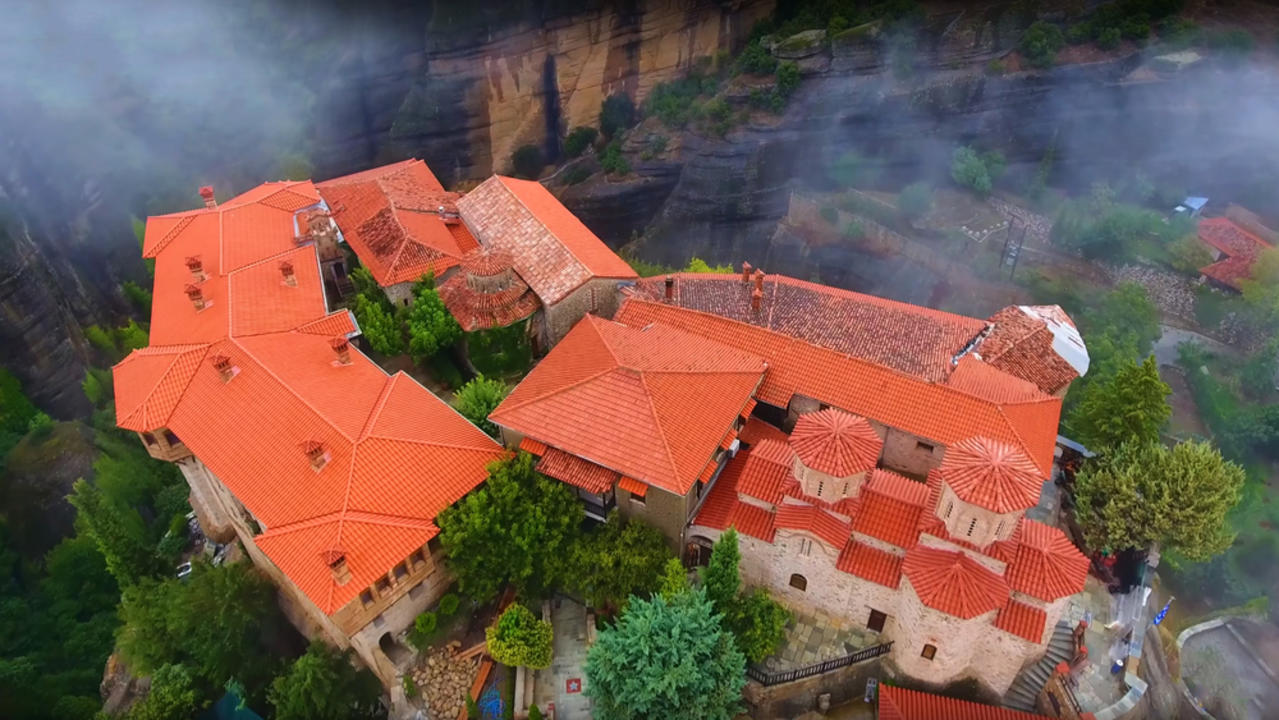 Το CNN αποθεώνει τα Μετέωρα: Τα θρυλικά μοναστήρια που αγγίζουν τον ουρανό - Εικόνα14
