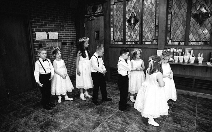 Δασκάλα σε παιδιά με σύνδρομο Down τα κάλεσε στο γάμο της και συγκίνησε - Εικόνα 7