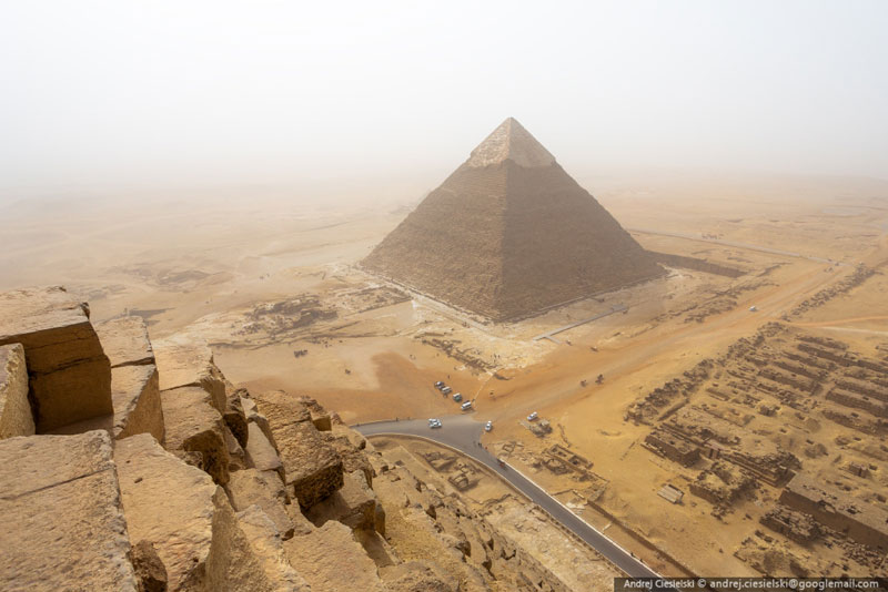 Έφηβος σκαρφαλώνει παράνομα στην Πυραμίδα της Γκίζας και το βιντεοσκοπεί - Εικόνα 3