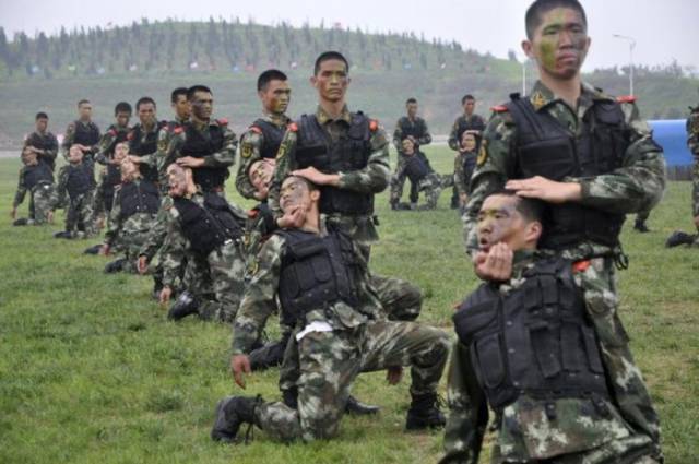 Η εκπαίδευση στον Κινεζικό στρατό - Εικόνα 16