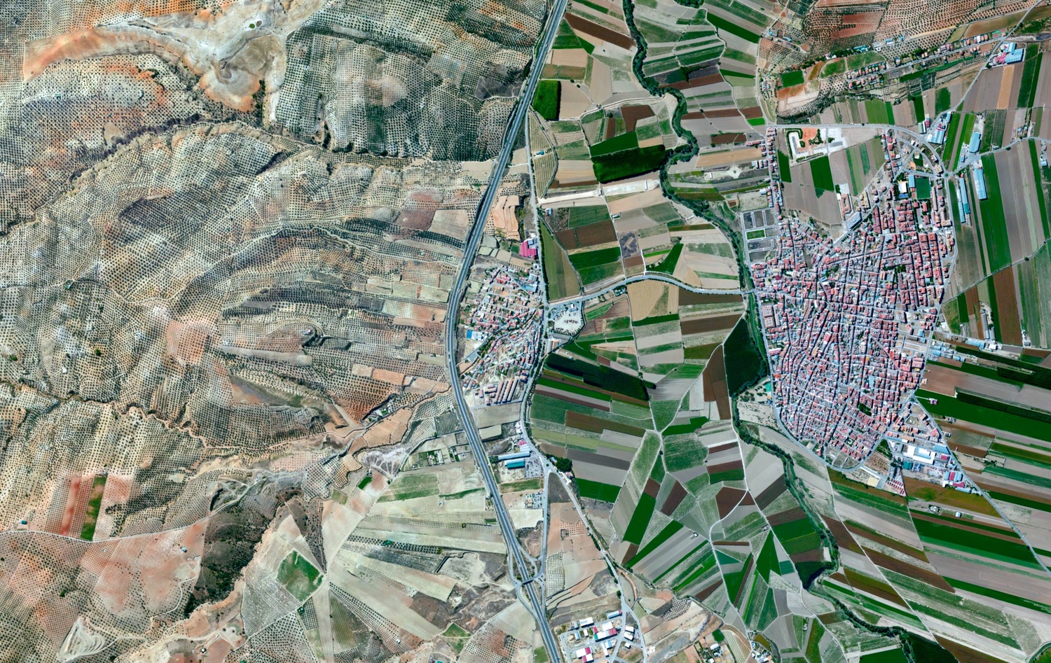 20 Εκπληκτικές Φωτογραφίες της Γης από Δορυφόρο - Θα αλλάξουν τον τρόπο που βλέπετε τον κόσμο - Εικόνα 5