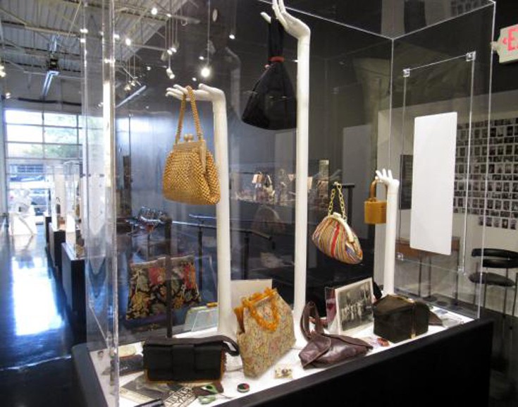 Η εξέλιξη της γυναικείας τσάντας σε ένα πρωτότυπο μουσείο των ΗΠΑ - Εικόνα 3
