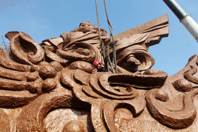 Το εντυπωσιακό άγαλμα του Κινέζικου Θεού του πολέμου που ζυγίζει 1320 τόνους - Εικόνα 7