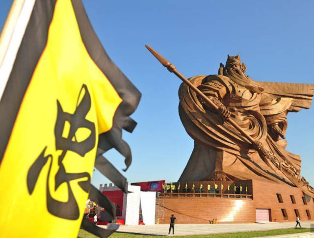 Το εντυπωσιακό άγαλμα του Κινέζικου Θεού του πολέμου που ζυγίζει 1320 τόνους - Εικόνα 8