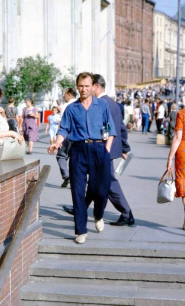 Φωτογραφίες ανθρώπων στους δρόμους της κάποτε ένδοξης σοβιετικής ένωσης - Εικόνα 14