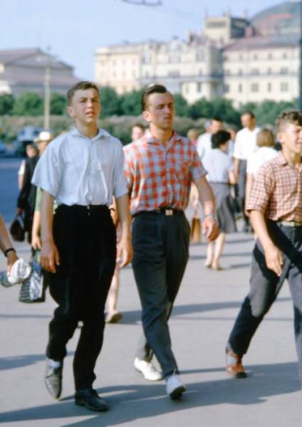 Φωτογραφίες ανθρώπων στους δρόμους της κάποτε ένδοξης σοβιετικής ένωσης - Εικόνα 22