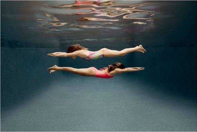 Οι υποβρύχιοι αθλητές μέσα από τον φακό της Alix Martinez - Εικόνα 3