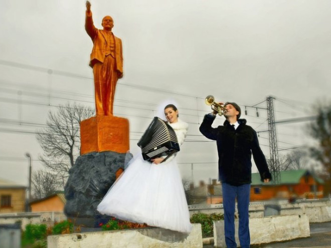 Κλασσικές φωτογραφίες γάμου στη Ρωσία - Εικόνα 23