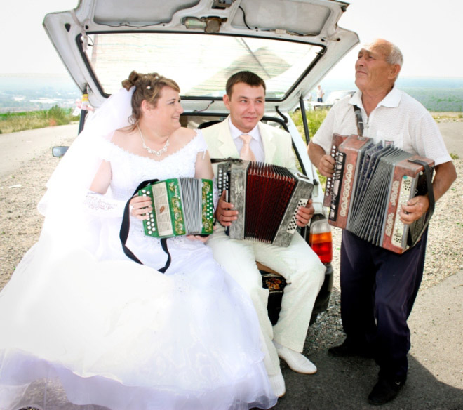 Κλασσικές φωτογραφίες γάμου στη Ρωσία - Εικόνα 6