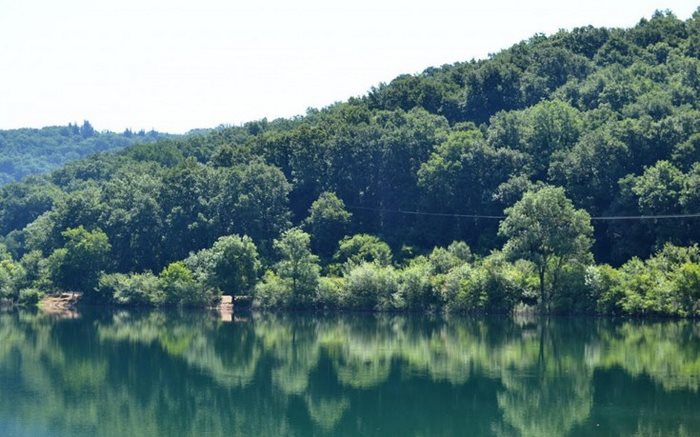 Λίμνη Ζηρού: Μια λίμνη μοναδικής ομορφιάς που λίγοι γνωρίζουν - Εικόνα 2