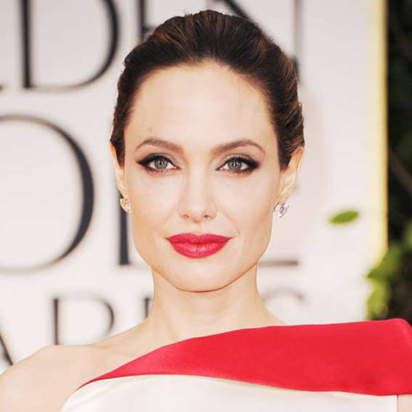 Η μεταμόρφωση της Angelina Jolie με το πέρασμα των χρόνων - Εικόνα 17