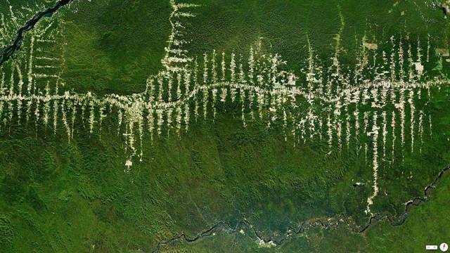 30 μοναδικές δορυφορικές φωτογραφίες που τονίζουν την ομορφιά του πλανήτη μας - Εικόνα 13
