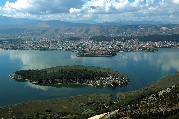 Το μοναδικό κατοικημένο νησί λίμνης στον κόσμο χωρίς όνομα βρίσκεται στην Ελλάδα! - Εικόνα 6