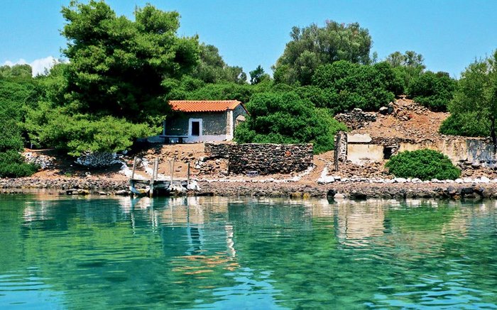 Οι Μπαχάμες της Ελλάδας από ψηλά. Εξωτικές παραλίες, φώκιες και ναυάγια μόλις 2 ώρες από την Αθήνα - Εικόνα 4