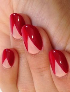 10 nail designs που δίνουν έμπνευση για να δεις το κόκκινο βερνίκι αλλιώς! - Εικόνα2