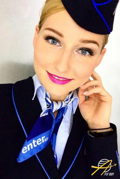 Οι πιο όμορφες selfies στα αεροδρόμια - Εικόνα 30
