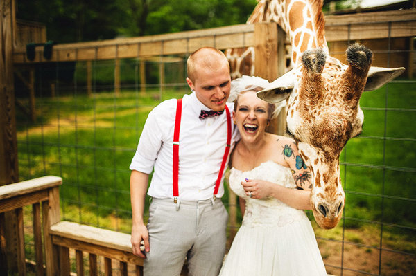 17 Photobombs γάμου που θα σας κάνουν να ξεκαρδιστείτε στα γέλια - Εικόνα15