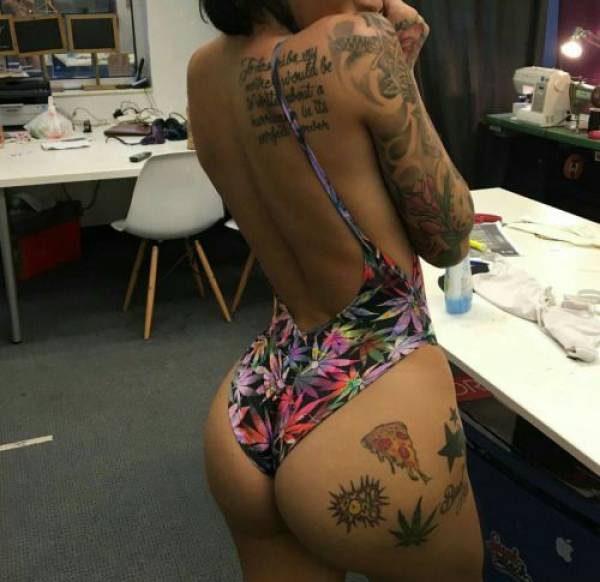 Ποιός είπε πως τα τατουάζ ασχημαίνουν τις γυναίκες - Εικόνα 11
