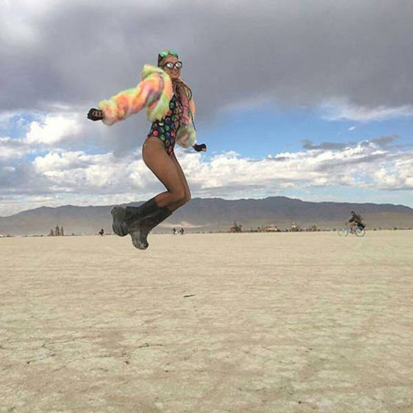 Συναρπαστικά κοpίτσια απο το φεστιβάλ Burning Man - Εικόνα 4