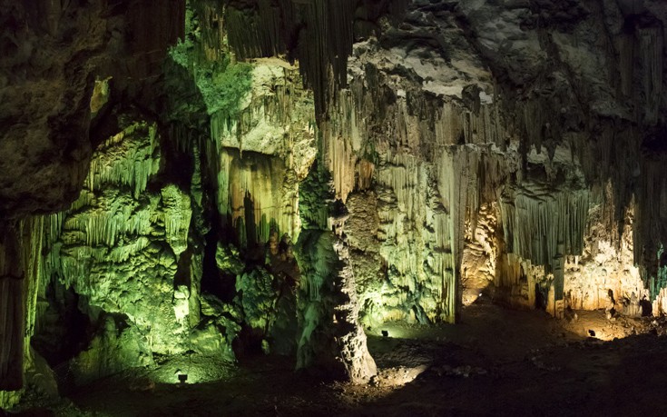 Το σπήλαιο Μελιδονίου όπου 370 γυναικόπαιδα μαρτύρησαν επί Τουρκοκρατίας - Εικόνα 6