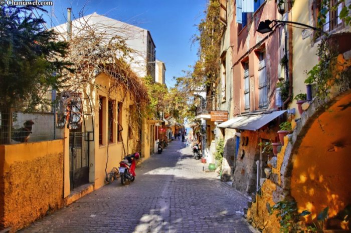 Η «Βενετία της Ανατολής»: Η ελληνική πόλη που θεωρείται μία από τις ομορφότερες της Μεσογείου. Όχι άδικα! - Εικόνα 3
