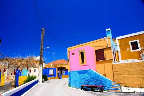 Το χωριό στη Ρόδο με τα πολύχρωμα σπιτάκια! Μια σύγχρονη παραμυθένια πολιτεία! - Εικόνα 6