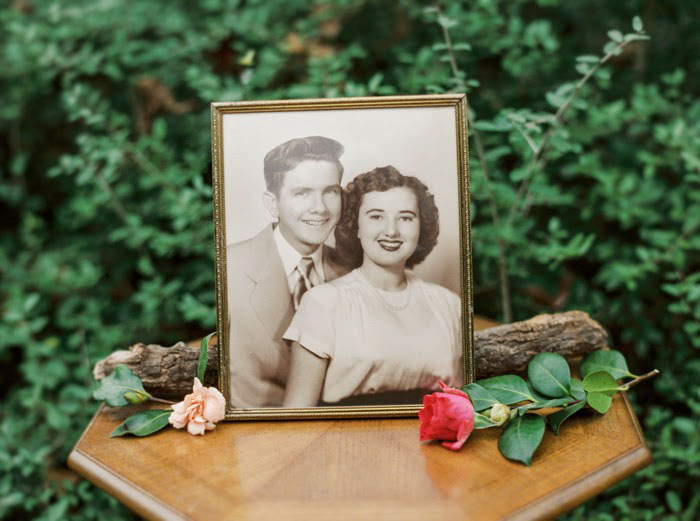 63 χρόνια μετά ένα αγαπημένο ζευγάρι γιόρτασε το γάμο του με μια γαμήλια φωτογράφιση - Εικόνα 12