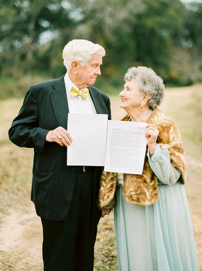 63 χρόνια μετά ένα αγαπημένο ζευγάρι γιόρτασε το γάμο του με μια γαμήλια φωτογράφιση - Εικόνα 7