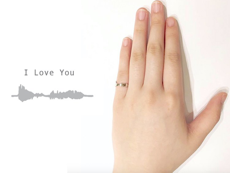 Designers Transform Loved One’s Voices Into Custom Sound Wave Rings - Εικόνα 2