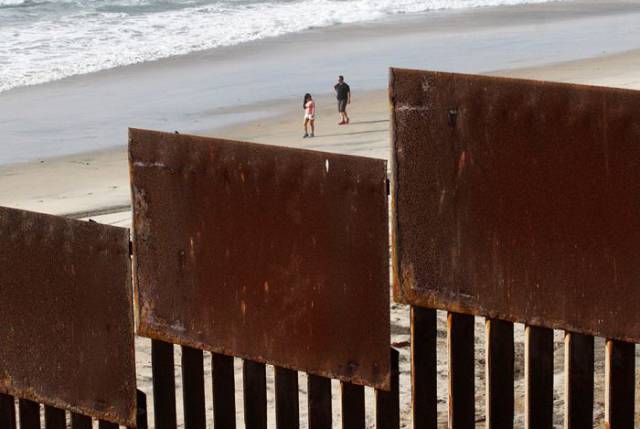 Έχετε δει τα σύνορα μεταξύ Μεξικού και Η.Π.Α. - Εικόνα 1